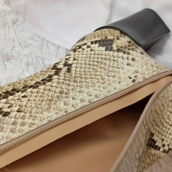 Schutz Raffaela Snake Ankle Boots Women's Sz 6 🆕 Pointed Toe Booties$258 - Picture 6 of 10